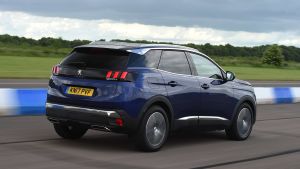 Used Peugeot 3008 Mk2 - rear tracking