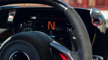 McLaren W1 - dials