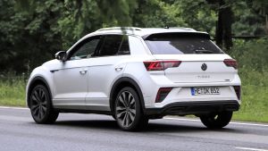 Volkswagen T-Roc - spyshot 13