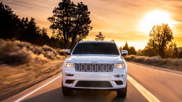 Jeep Grand Cherokee Summit - full front