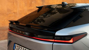Lexus RZ 550e F Sport - rear light