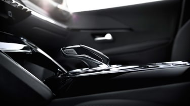 Peugeot 208 - transmission