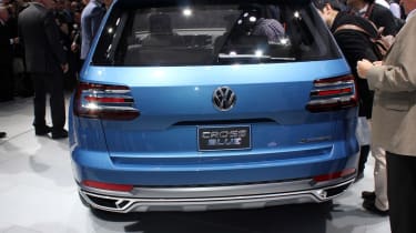 Volkswagen CrossBlue rear
