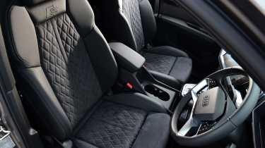 Audi Q4 e-tron Sportback - front seats