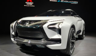 Mitsubishi e-Evolution concept - Tokyo front