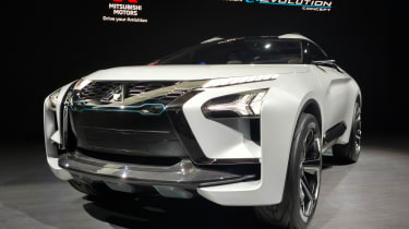 Mitsubishi e-Evolution concept - Tokyo front
