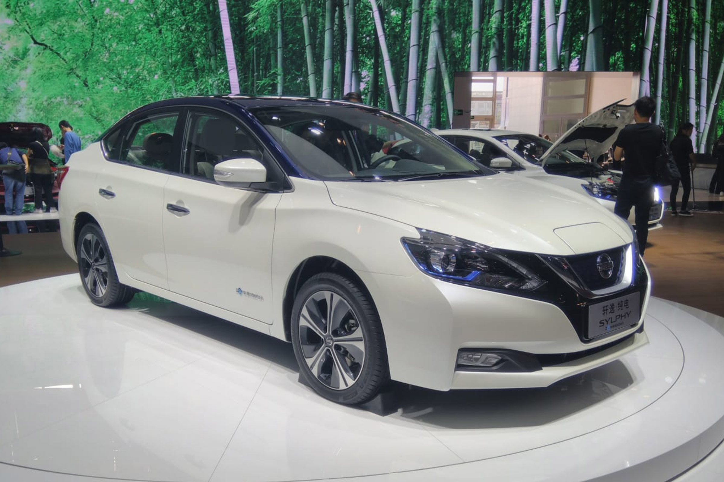 New Nissan Sylphy Ev Revealed For Chinese Market Auto Express