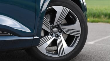 Audi e-tron long termer - first report wheel