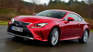 Lexus RC 300h 2016 - front tracking