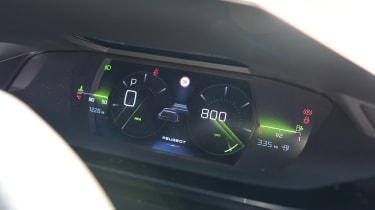 Peugeot 408 GT - dashboard screen