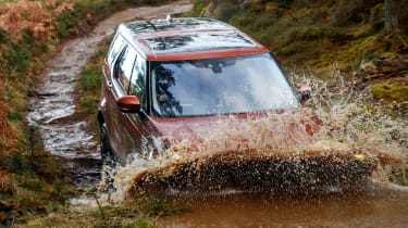 Land Rover Discovery prototype - water