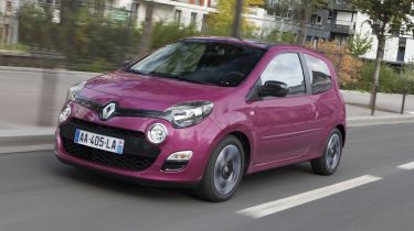 Renault Twingo front tracking