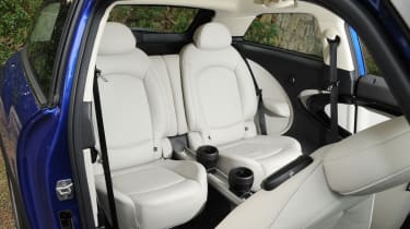 MINI Cooper S Paceman rear seats