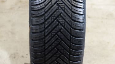 Hankook Kinergy 4S2