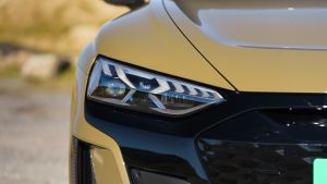 Audi RS e-tron GT - front light