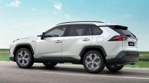 Suzuki%20Across%20SUV%202020-5.jpg