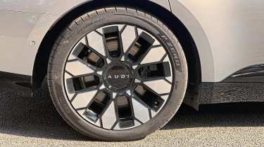 AUDI E5 Sportback - wheel