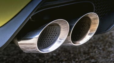 Ford Mustang Mach 1 - exhaust