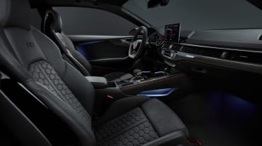Audi RS 5 Coupe Competition - front seats
