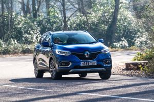 Renault Kadjar - front cornering