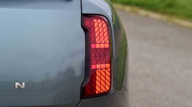 MINI Countryman - tail light detail