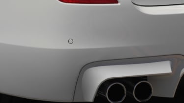 BMW M5 manual exhaust detail