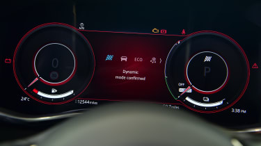 Jaguar F-pace long termer - dashboard screen