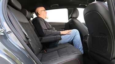 Vauxhall Mokka - rear space