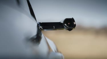 Audi Q8 e-tron - wing camera