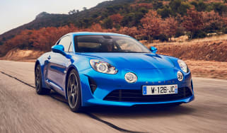 Alpine A110 - front