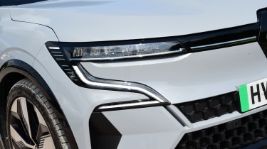 Renault Megane E-Tech - headlights