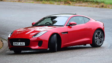 Jaguar F-Type - front cornering