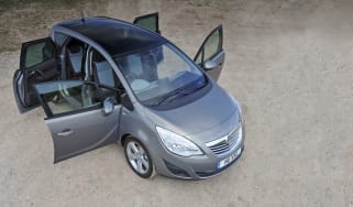 New Meriva vs. rivals