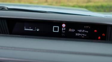 Citroen C3 Aircross - driver display