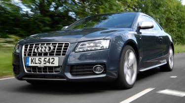 Audi S5 front tracking