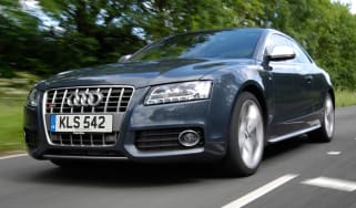 Audi S5 front tracking