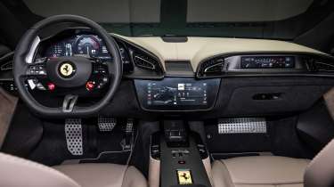 Ferrari Amalfi - dash