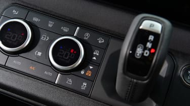 Land Rover Defender - climate controls
