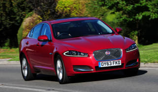 Jaguar XF front tracking