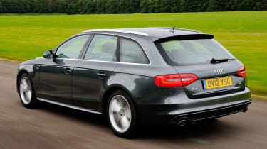 Audi A4 Avant rear tracking