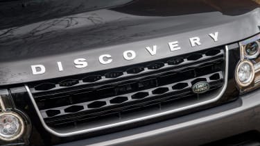 Land Rover Discovery Landmark front grille