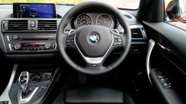 BMW 125d M Sport dash