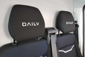 IVECO Daily - headrests
