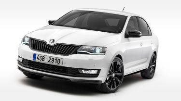 Skoda Rapid 2017 update front quarter