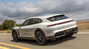 Porsche Mission E Cross Turimso - rear action