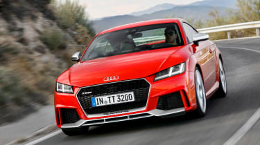 Audi TT RS - front action