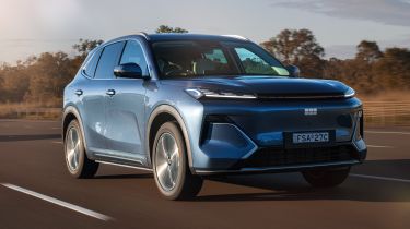 Geely Starray SUV - front 3/4