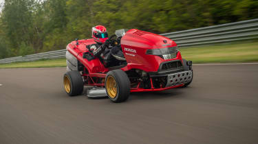 Honda Mean Mower - front tracking