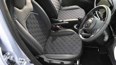 Toyota Aygo X JBL - front seats