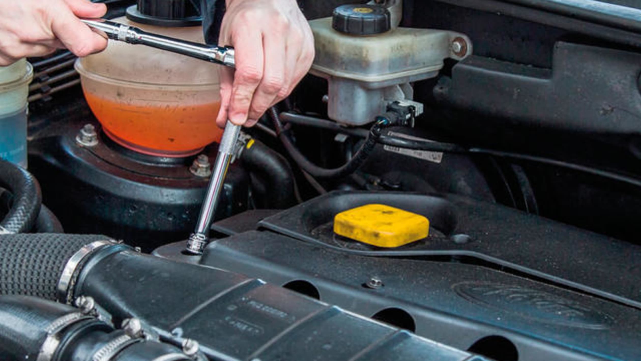 How to replace the crankshaft breather valve pictures Auto Express